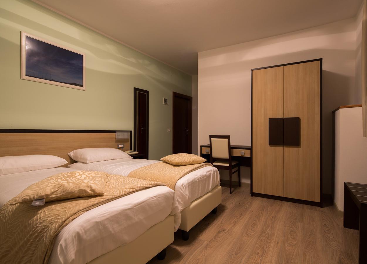 Albergo Ristorante Bismantova Castelnovo ne' Monti Ngoại thất bức ảnh
