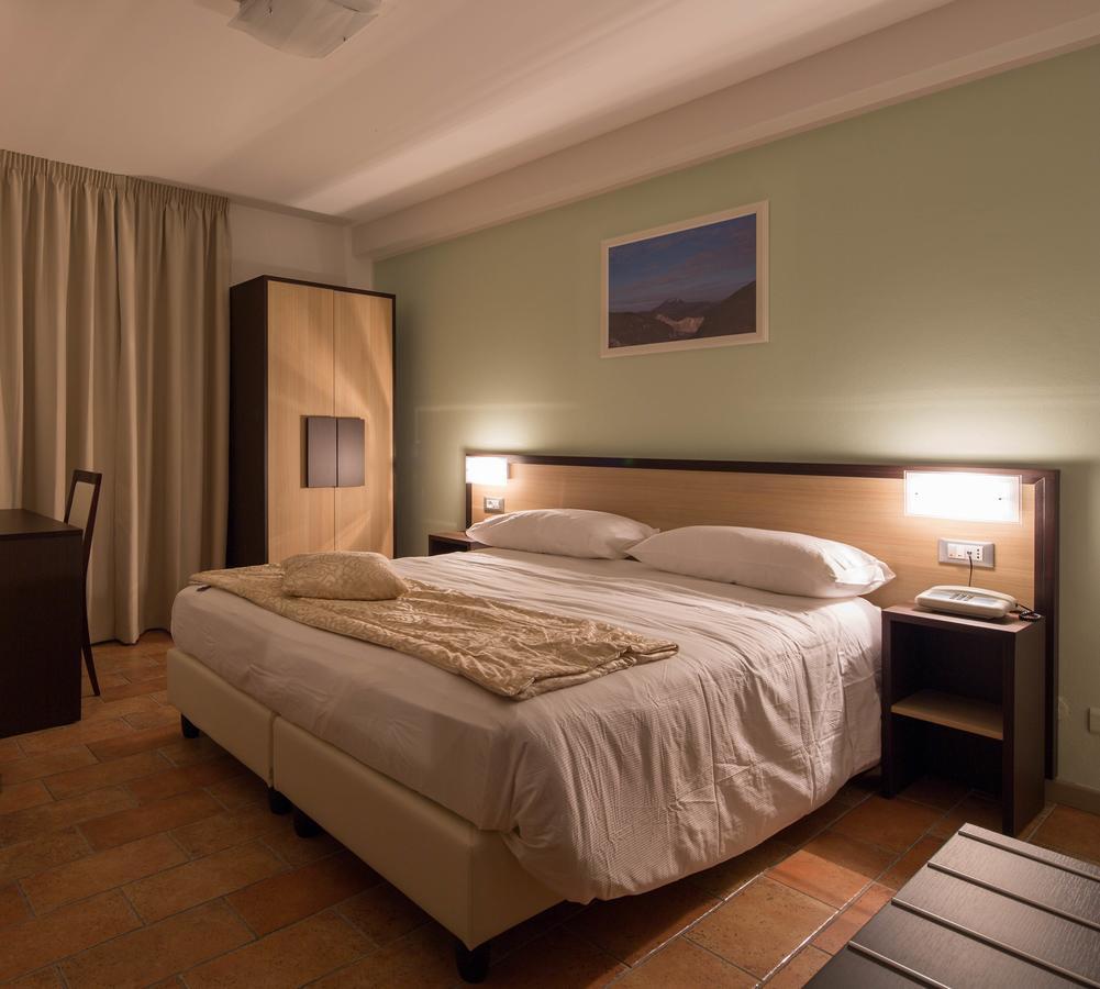 Albergo Ristorante Bismantova Castelnovo ne' Monti Ngoại thất bức ảnh